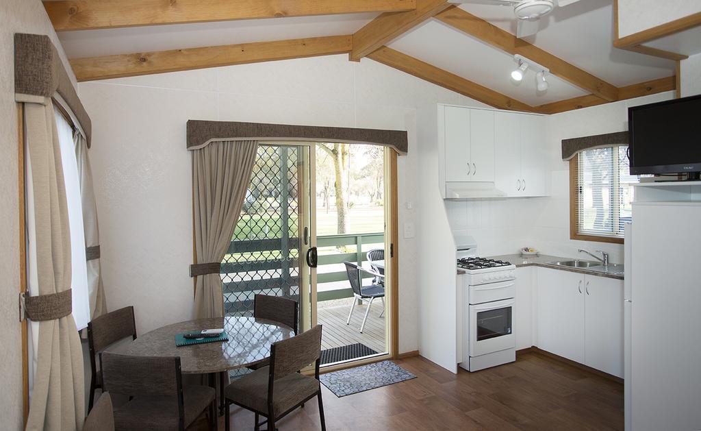 Big 4 Barossa Tourist Park Hotel Nuriootpa Room photo