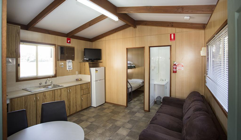 Big 4 Barossa Tourist Park Hotel Nuriootpa Room photo
